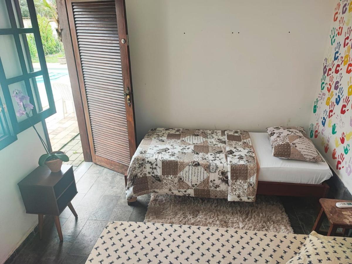 Quarto Duplo Standard com Banheiro Compartilhado